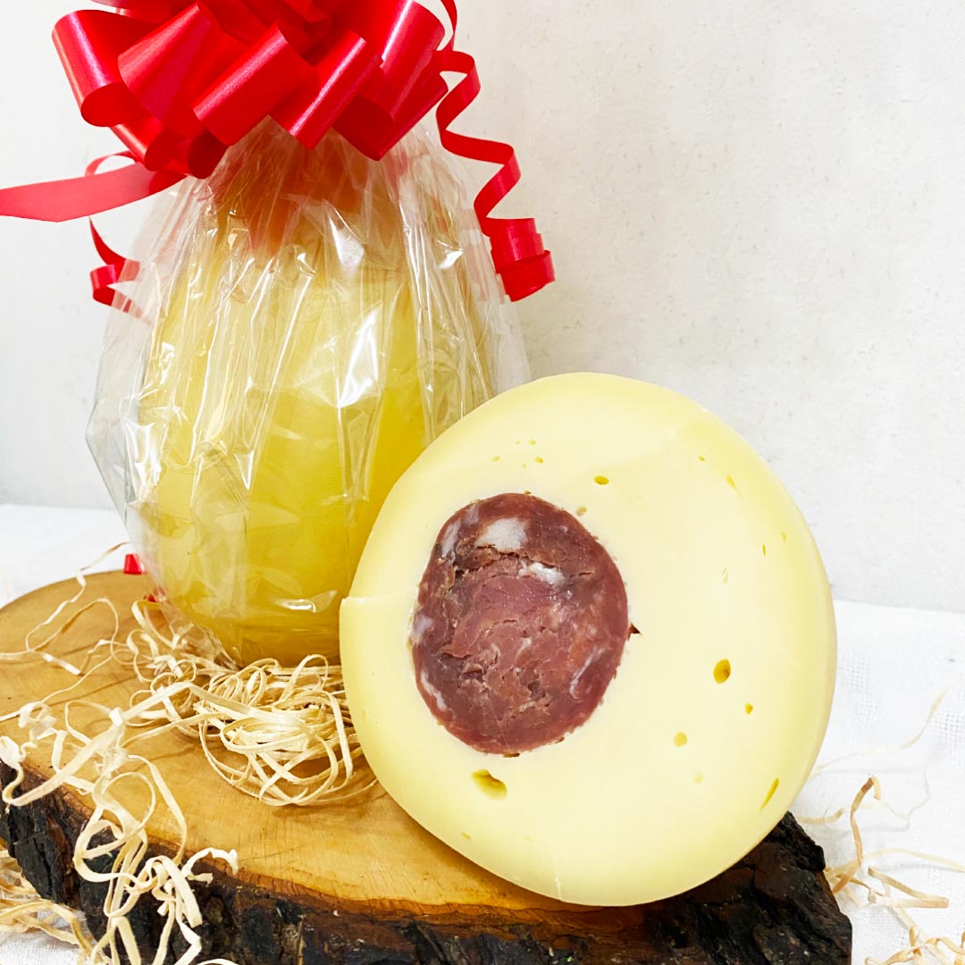 Uovo di Caciocavallo con Soppressata